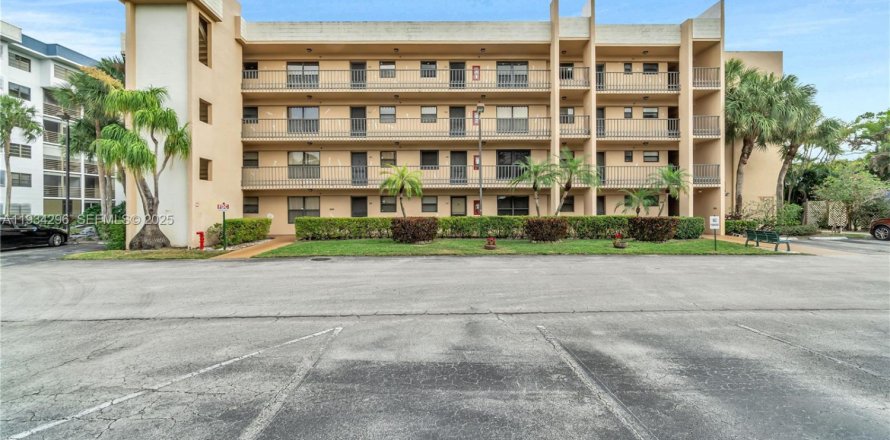 Квартира в Лейк-Уорт, Флорида 2 спальни, 94.76м2 № 1992662