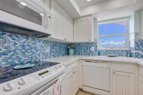 Copropriété à vendre à Sarasota, Floride: 3 chambres, 128.21 m2 № 1690828 - photo 5