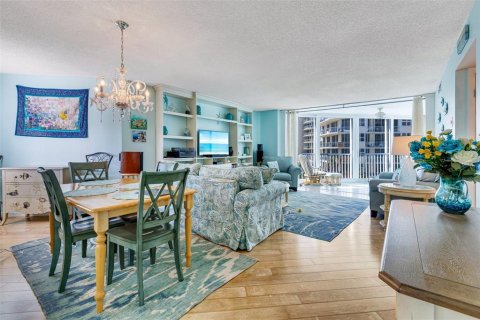 Copropriété à vendre à Sarasota, Floride: 3 chambres, 128.21 m2 № 1690828 - photo 9