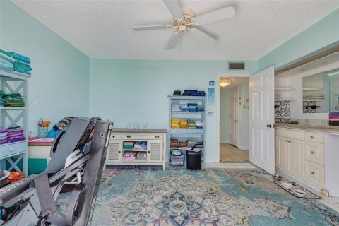 Copropriété à vendre à Sarasota, Floride: 3 chambres, 128.21 m2 № 1690828 - photo 25