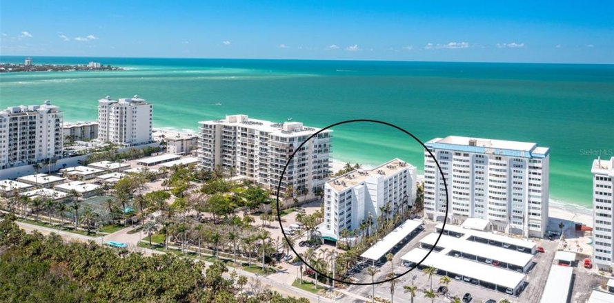 Condo in Sarasota, Florida, 3 bedrooms № 1690828