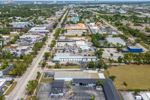 Купить коммерческую недвижимость в Форт Майерс, Флорида № 2037026 - фото 17