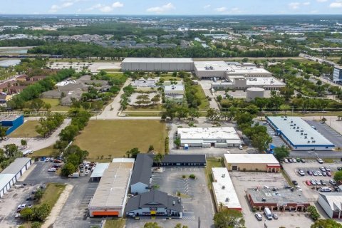Купить коммерческую недвижимость в Форт Майерс, Флорида № 2037026 - фото 19