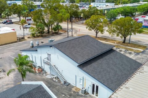 Купить коммерческую недвижимость в Форт Майерс, Флорида № 2037026 - фото 4