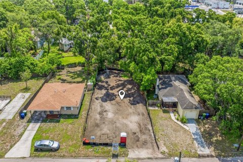 House in Tampa, Florida 4 bedrooms, 288 sq.m. № 2140285 - photo 10