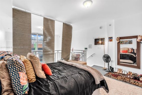 Condo in Miami, Florida, 1 bedroom  № 1467524 - photo 15