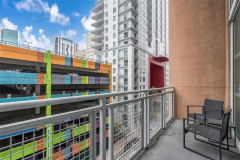 Condo in Miami, Florida, 1 bedroom  № 1467524 - photo 21