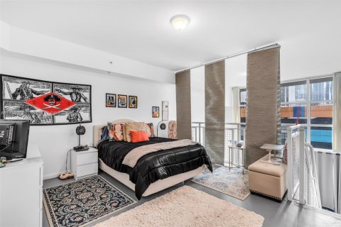 Condo in Miami, Florida, 1 bedroom  № 1467524 - photo 16