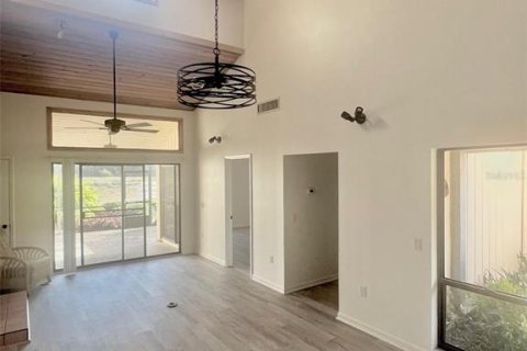 Condo in Haines City, Florida, 1 bedroom  № 1536254 - photo 10