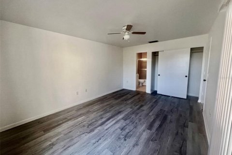 Condo in Haines City, Florida, 1 bedroom  № 1536254 - photo 17