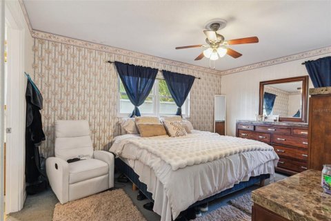 House in Orlando, Florida 5 bedrooms, 223.8 sq.m. № 1651705 - photo 14