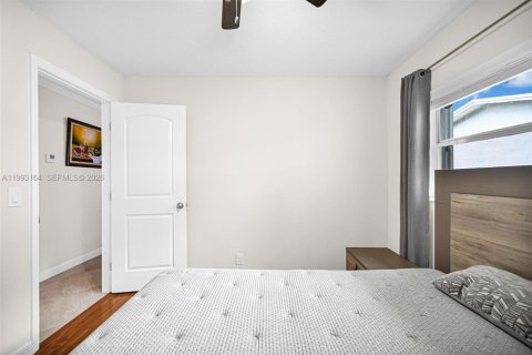 Villa ou maison à louer à Deerfield Beach, Floride: 2 chambres, 104.98 m2 № 2058339 - photo 17