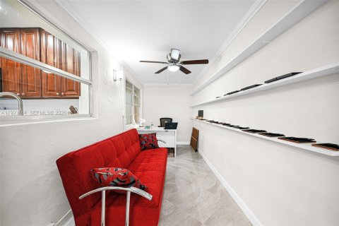 Villa ou maison à louer à Deerfield Beach, Floride: 2 chambres, 104.98 m2 № 2058339 - photo 12