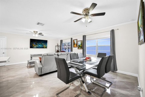 Villa ou maison à louer à Deerfield Beach, Floride: 2 chambres, 104.98 m2 № 2058339 - photo 6