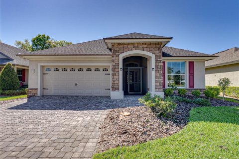 House in Lakeland, Florida 2 bedrooms, 185.99 sq.m. № 1717592 - photo 1