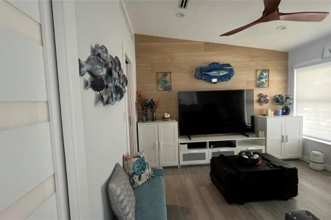 Appartement à louer à Hillsboro Beach, Floride: 2 chambres, 92.9 m2 № 2242692 - photo 17