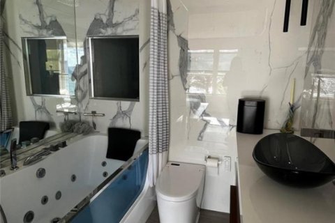 Appartement à louer à Hillsboro Beach, Floride: 2 chambres, 92.9 m2 № 2242692 - photo 14