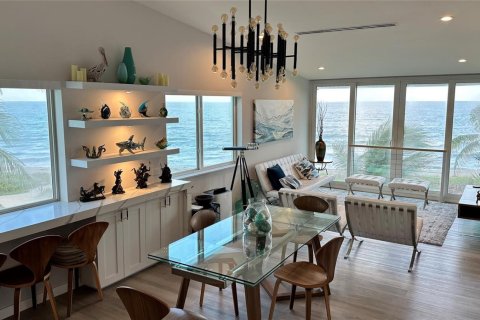 Appartement à Hillsboro Beach, Floride 2 chambres, 92.9 m2 № 2242692