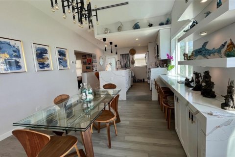 Appartement à louer à Hillsboro Beach, Floride: 2 chambres, 92.9 m2 № 2242692 - photo 5
