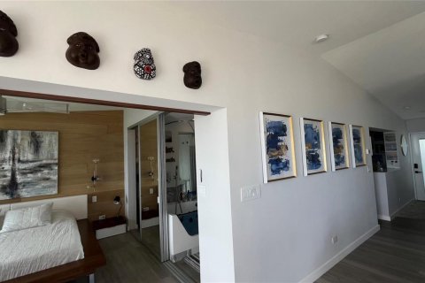 Appartement à louer à Hillsboro Beach, Floride: 2 chambres, 92.9 m2 № 2242692 - photo 9