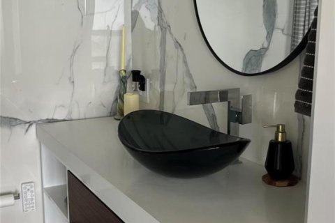 Appartement à louer à Hillsboro Beach, Floride: 2 chambres, 92.9 m2 № 2242692 - photo 15