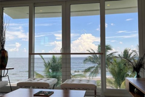 Appartement à louer à Hillsboro Beach, Floride: 2 chambres, 92.9 m2 № 2242692 - photo 3