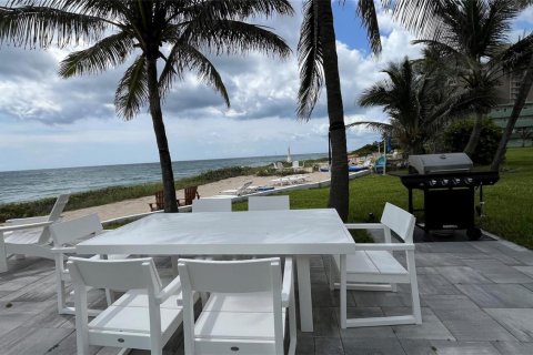Appartement à louer à Hillsboro Beach, Floride: 2 chambres, 92.9 m2 № 2242692 - photo 22