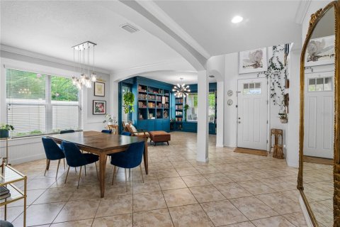 House in Tampa, Florida 4 bedrooms, 322.09 sq.m. № 1836861 - photo 17