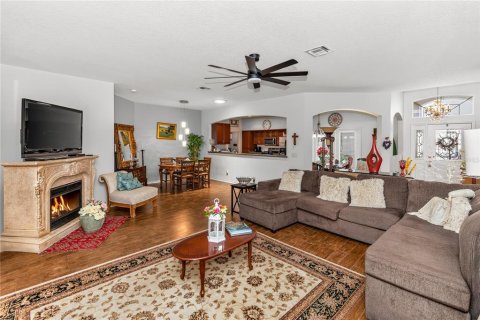 Casa en venta en Tavares, Florida, 3 dormitorios, 176.7 m2 № 2237987 - foto 12