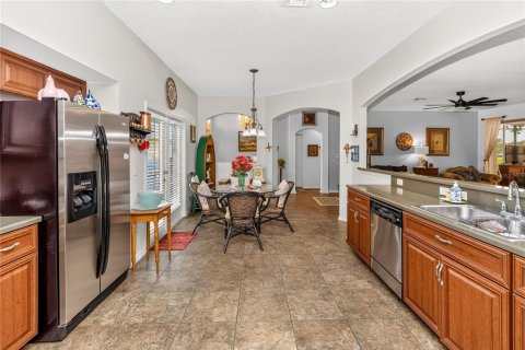 Casa en venta en Tavares, Florida, 3 dormitorios, 176.7 m2 № 2237987 - foto 10
