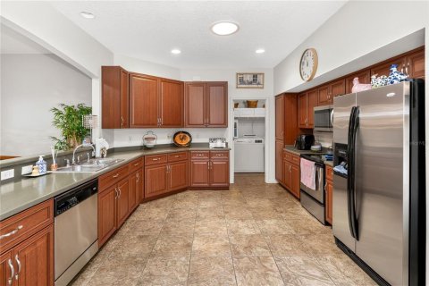Casa en venta en Tavares, Florida, 3 dormitorios, 176.7 m2 № 2237987 - foto 2