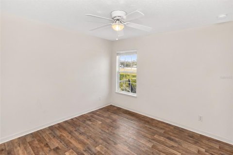 Casa en venta en Tavares, Florida, 3 dormitorios, 176.7 m2 № 2237987 - foto 18
