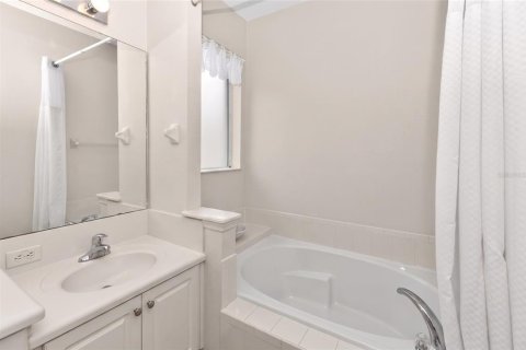 Casa en venta en Tavares, Florida, 3 dormitorios, 176.7 m2 № 2237987 - foto 16
