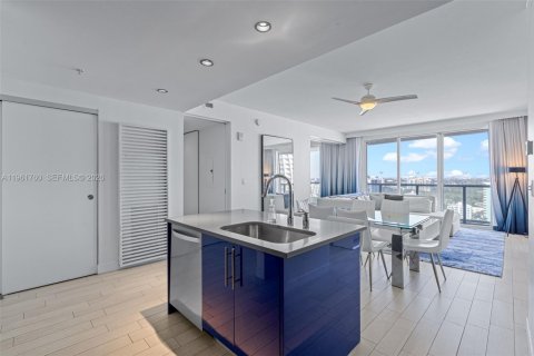 Condominio en venta en Fort Lauderdale, Florida, 2 dormitorios, 109.25 m2 № 2024542 - foto 8