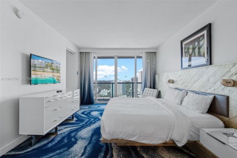 Condominio en venta en Fort Lauderdale, Florida, 2 dormitorios, 109.25 m2 № 2024542 - foto 23