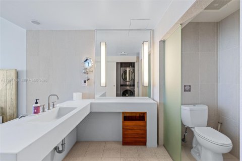 Condominio en venta en Fort Lauderdale, Florida, 2 dormitorios, 109.25 m2 № 2024542 - foto 27