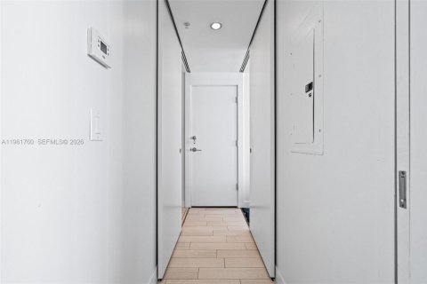 Condominio en venta en Fort Lauderdale, Florida, 2 dormitorios, 109.25 m2 № 2024542 - foto 16