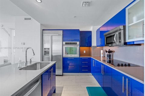 Condominio en venta en Fort Lauderdale, Florida, 2 dormitorios, 109.25 m2 № 2024542 - foto 7