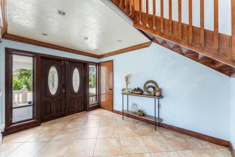 House in Lake Worth, Florida 4 bedrooms, 300.17 sq.m. № 2147369 - photo 9