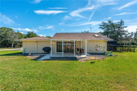 Villa ou maison à vendre à Bunnell, Floride: 6 chambres, 306.76 m2 № 2398827 - photo 9