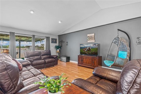 Villa ou maison à vendre à Bunnell, Floride: 6 chambres, 306.76 m2 № 2398827 - photo 28