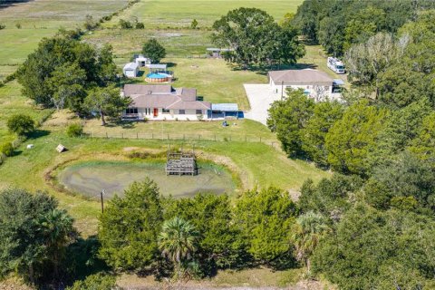 Villa ou maison à vendre à Bunnell, Floride: 6 chambres, 306.76 m2 № 2398827 - photo 3