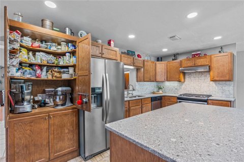 Villa ou maison à vendre à Bunnell, Floride: 6 chambres, 306.76 m2 № 2398827 - photo 21