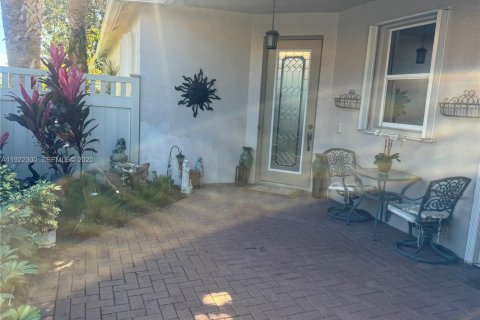 Casa en venta en Port St. Lucie, Florida, 3 dormitorios, 156.45 m2 № 1984108 - foto 9