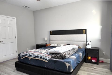 Touwnhouse à vendre à Bradenton, Floride: 3 chambres, 156.08 m2 № 2354917 - photo 18