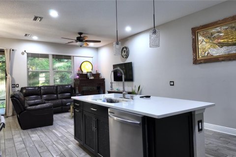 Touwnhouse à vendre à Bradenton, Floride: 3 chambres, 156.08 m2 № 2354917 - photo 6
