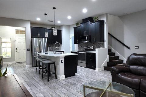 Touwnhouse à vendre à Bradenton, Floride: 3 chambres, 156.08 m2 № 2354917 - photo 11