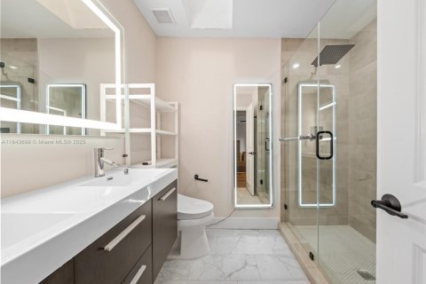 Condominio en venta en Fort Lauderdale, Florida, 2 dormitorios, 116.13 m2 № 1839269 - foto 14