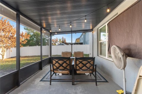 Casa en Clermont, Florida 5 dormitorios, 263.1 m2 № 2105731