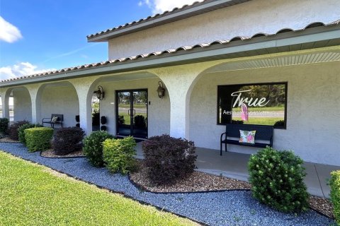 Immobilier commercial à louer à Chiefland, Floride: 304.07 m2 № 2425320 - photo 4